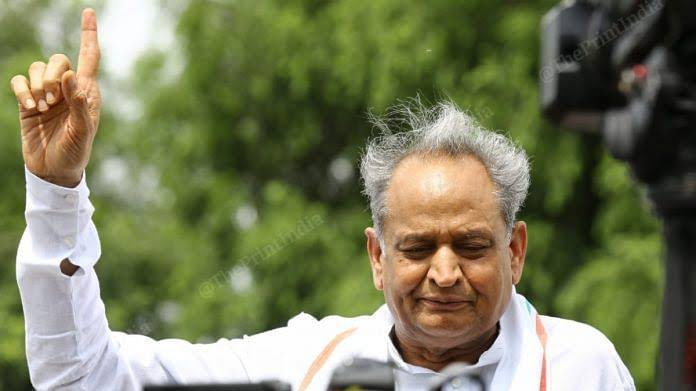 बीजेपी हो या कांग्रेस, एंट्री भी गहलोत ही तय करेंगे और एग्जिट भी!